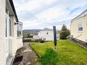 Photo 21- click for photo gallery